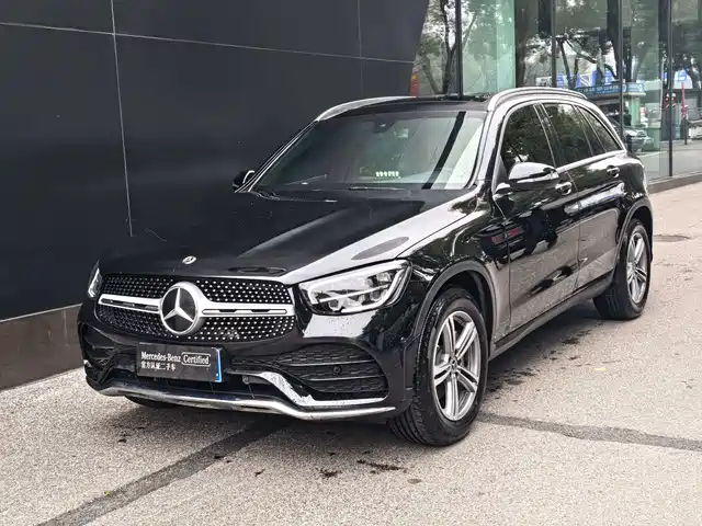 MERCEDES-BENZ GLC