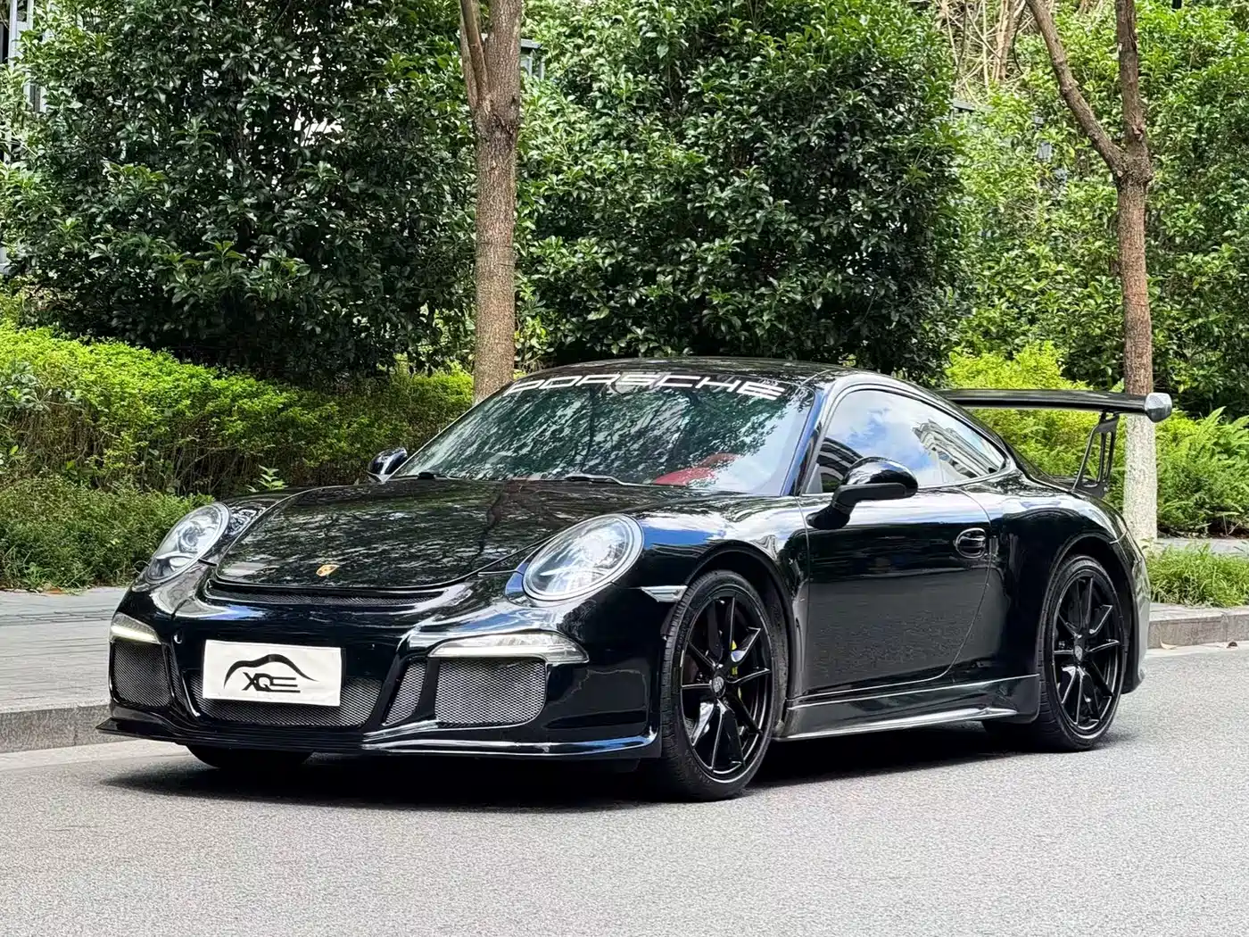 Photo 1 - Porsche 911