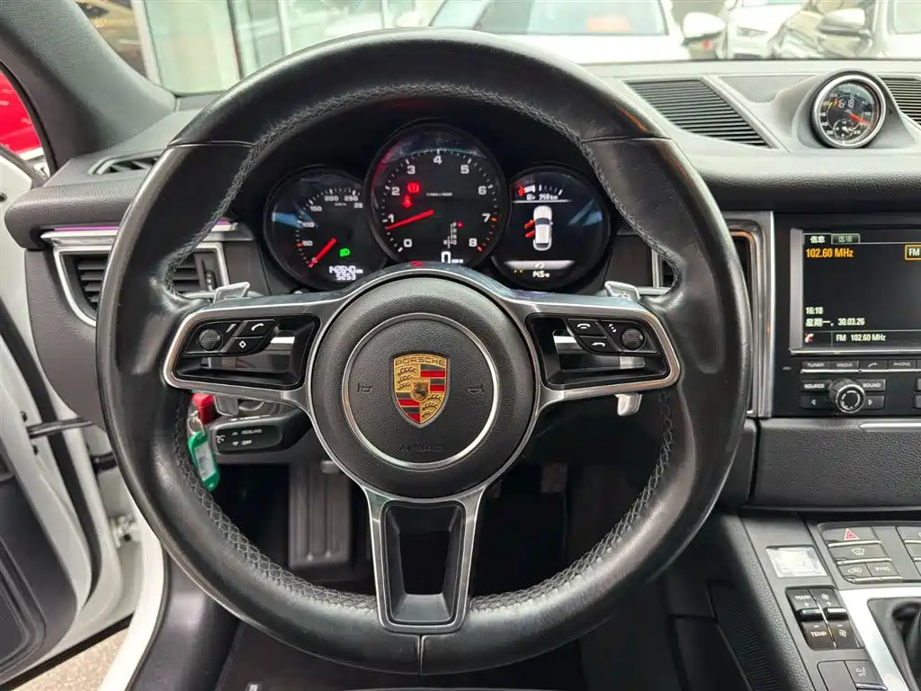 Porsche Macan 2014 Macan 2.0T фото 10