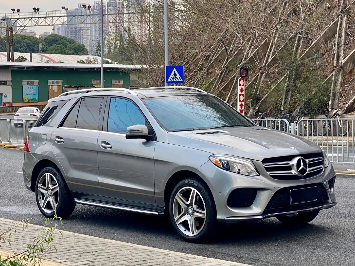 Mercedes-Benz GLE 2016 GLE 350 d 4MATIC фото 3