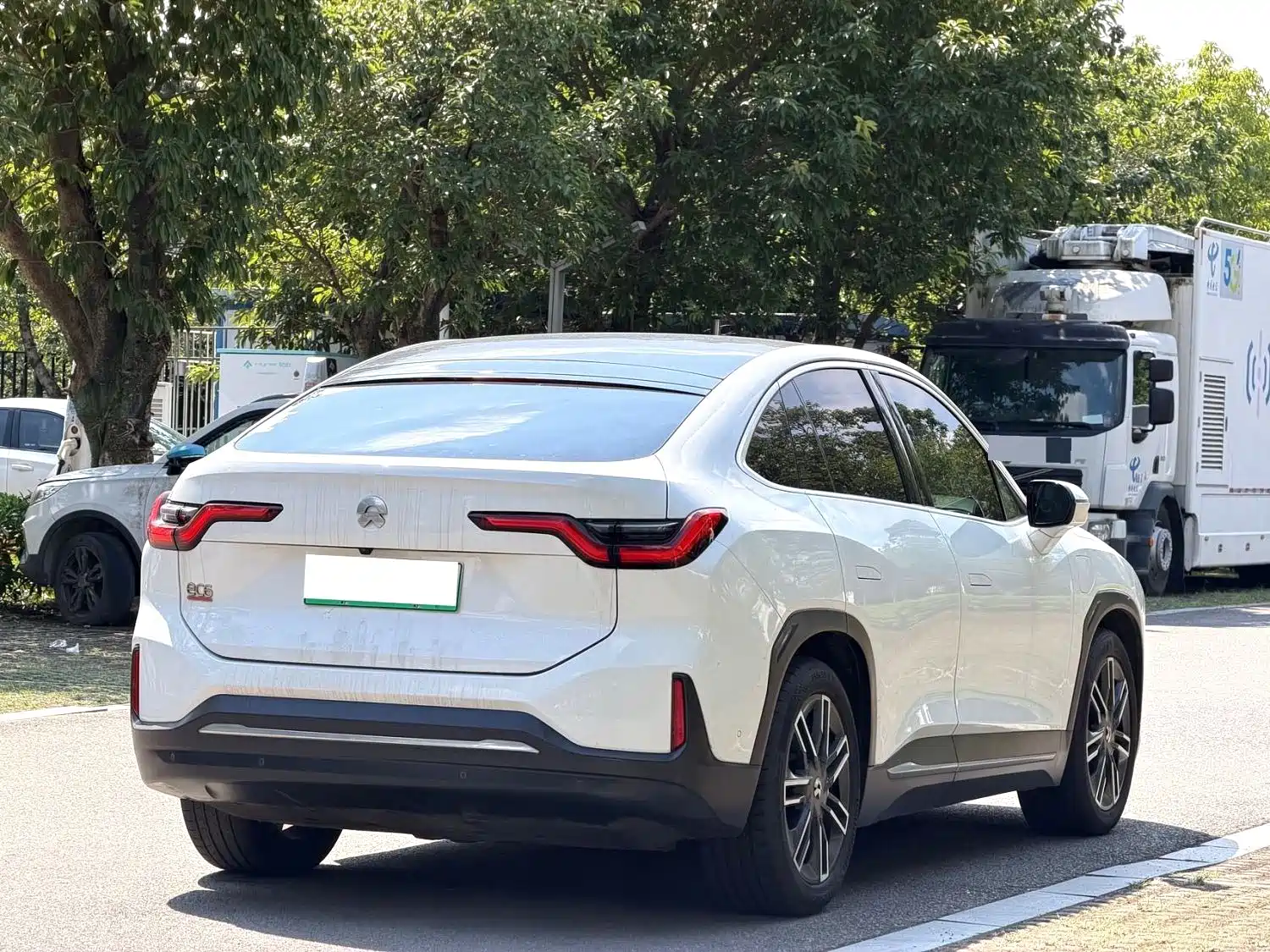 Фото 9 - NIO EC6