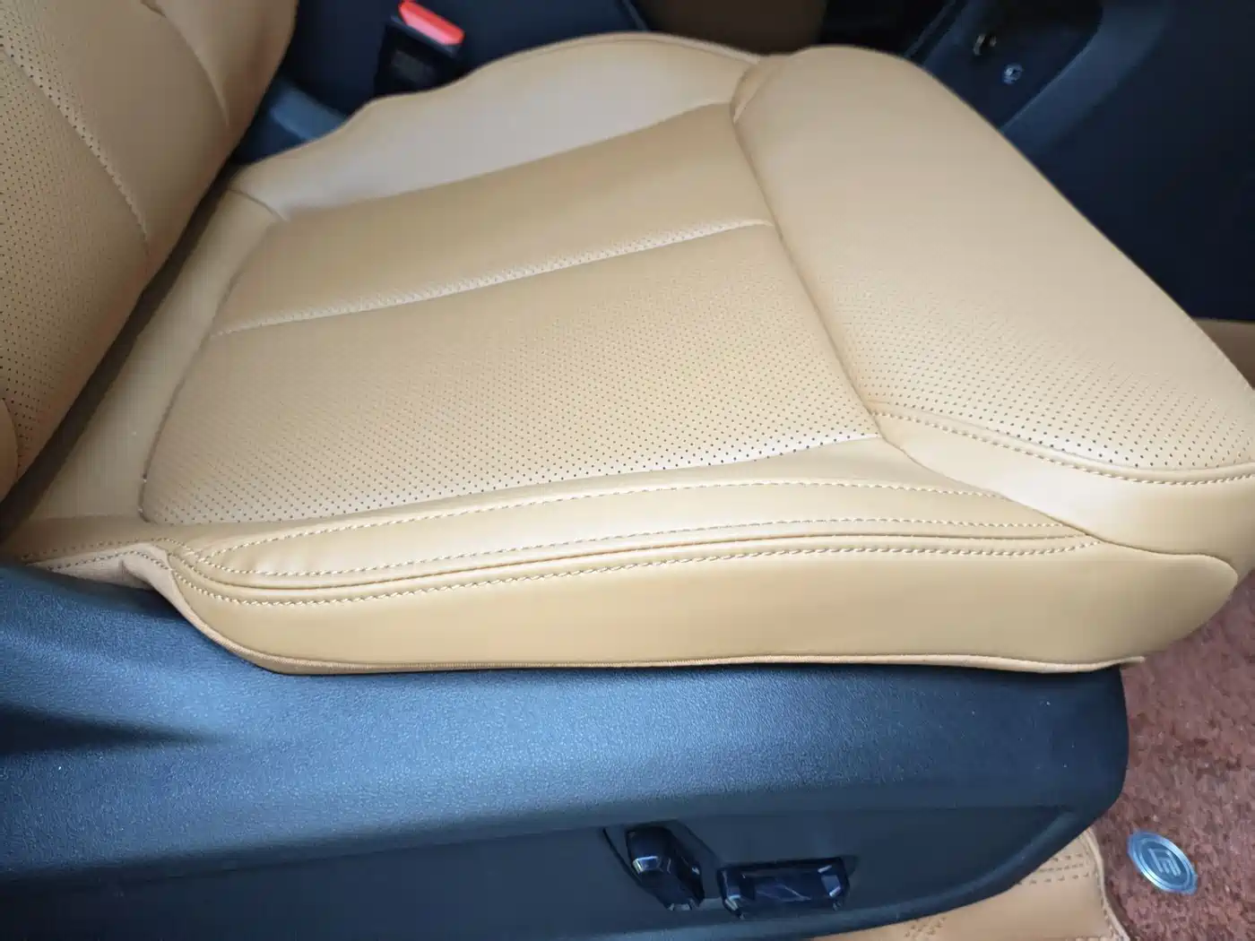 GEELY AUTOMOBILE BOYUE L
