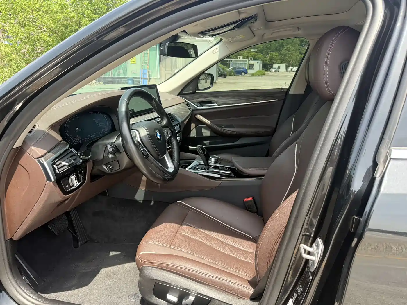 BMW 5 Series 2022 530Li Leading Luxury Package фото 5