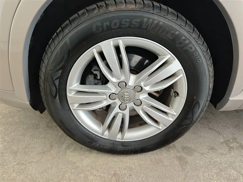 Audi Q3 2013 35 TFSI Comfort фото 10