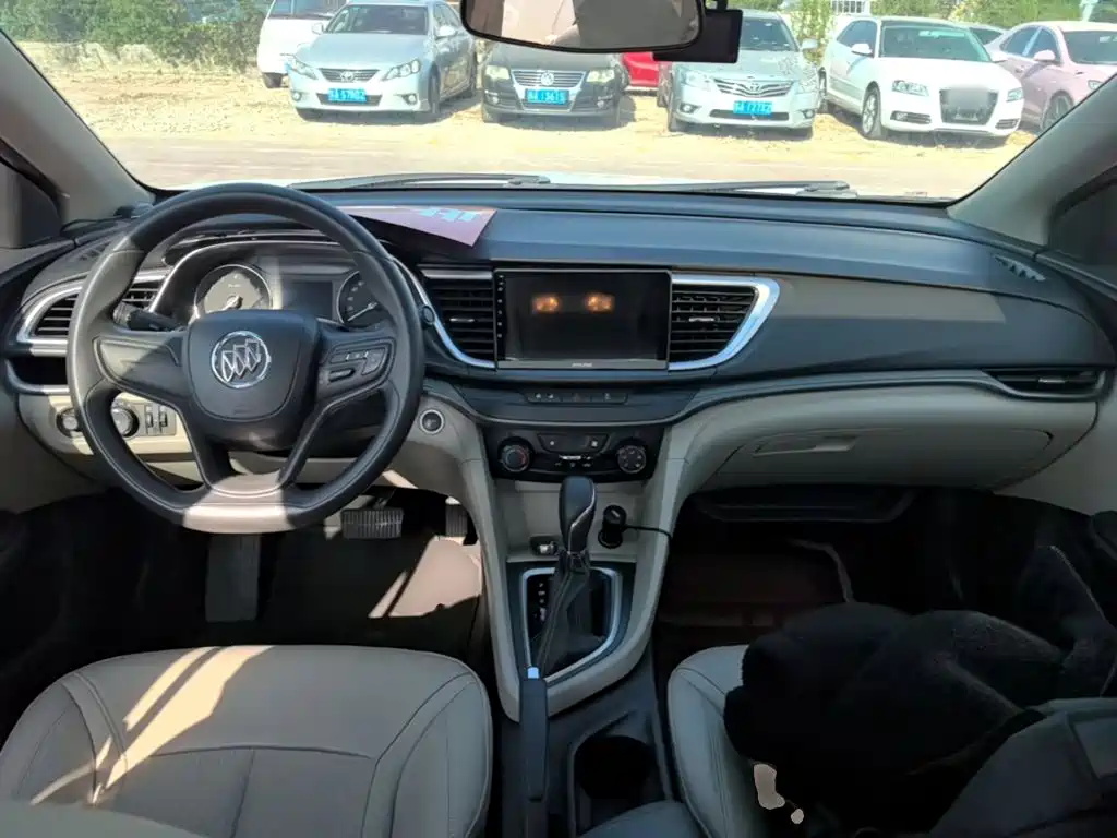 Фото 10 - Buick Excelle