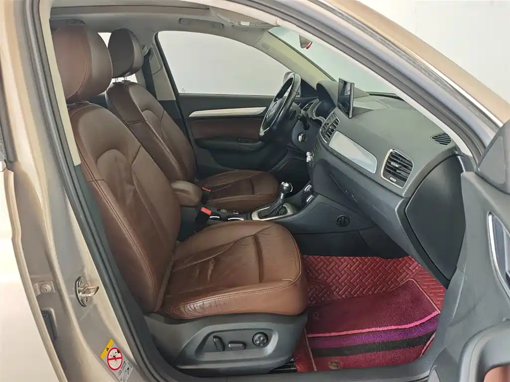 Audi Q3 2013 35 TFSI Comfort фото 8