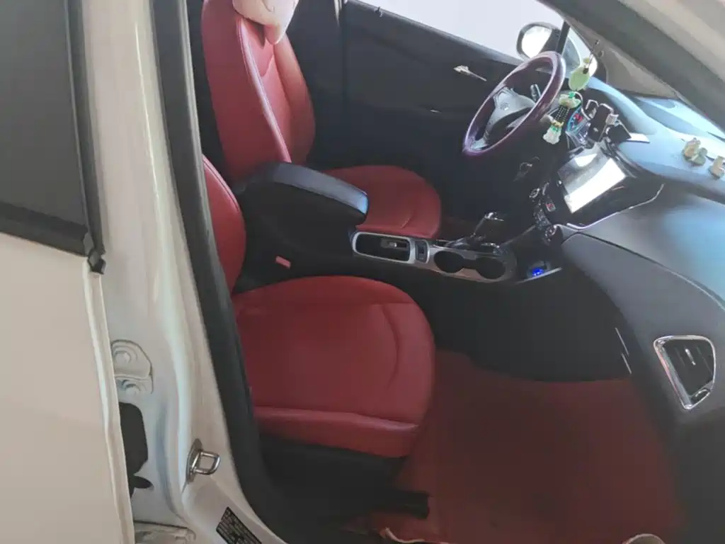 Chevrolet Cruze 2019 2018 Redline 320 Automatic Pioneer Edition