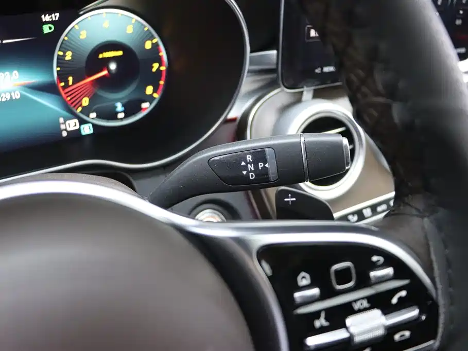 Mercedes-Benz GLC 2022 Facelift GLC 300 L 4MATIC Dynamic Collector's Edition фото 9