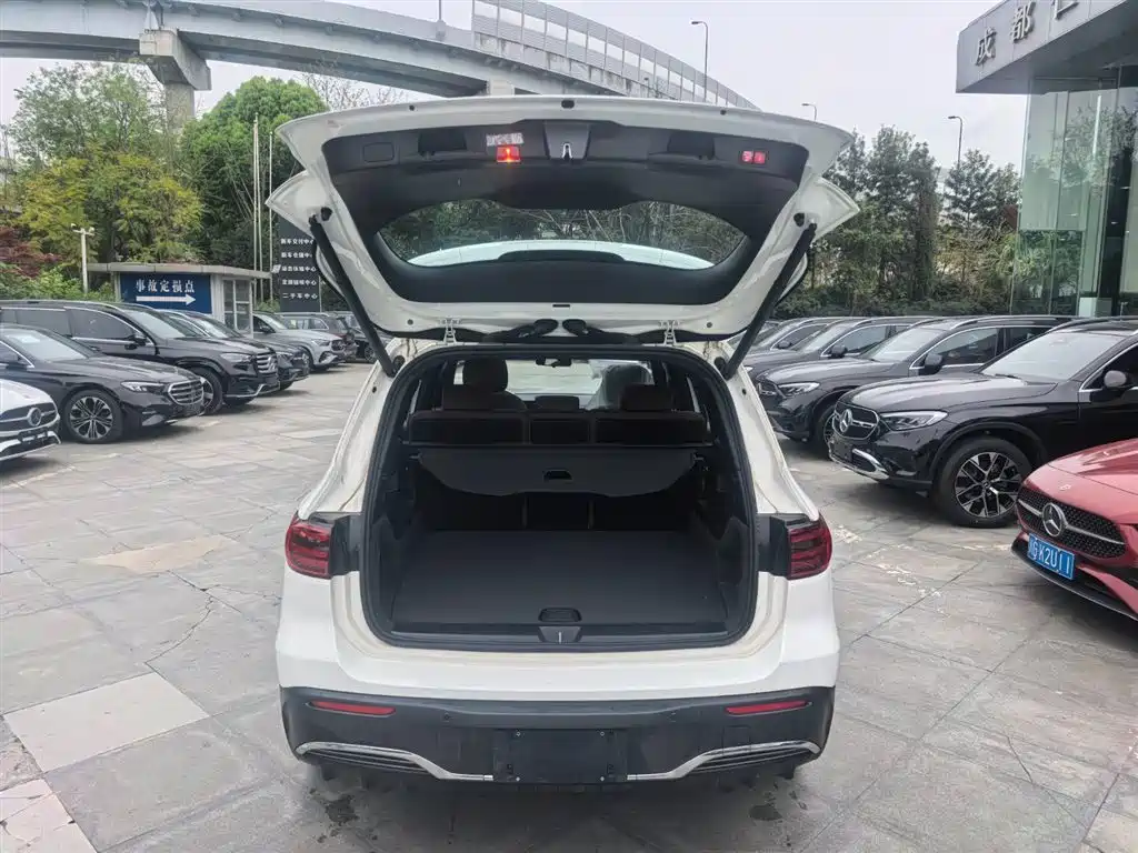 Mercedes-Benz EQB 2025 EQB 260 фото 18