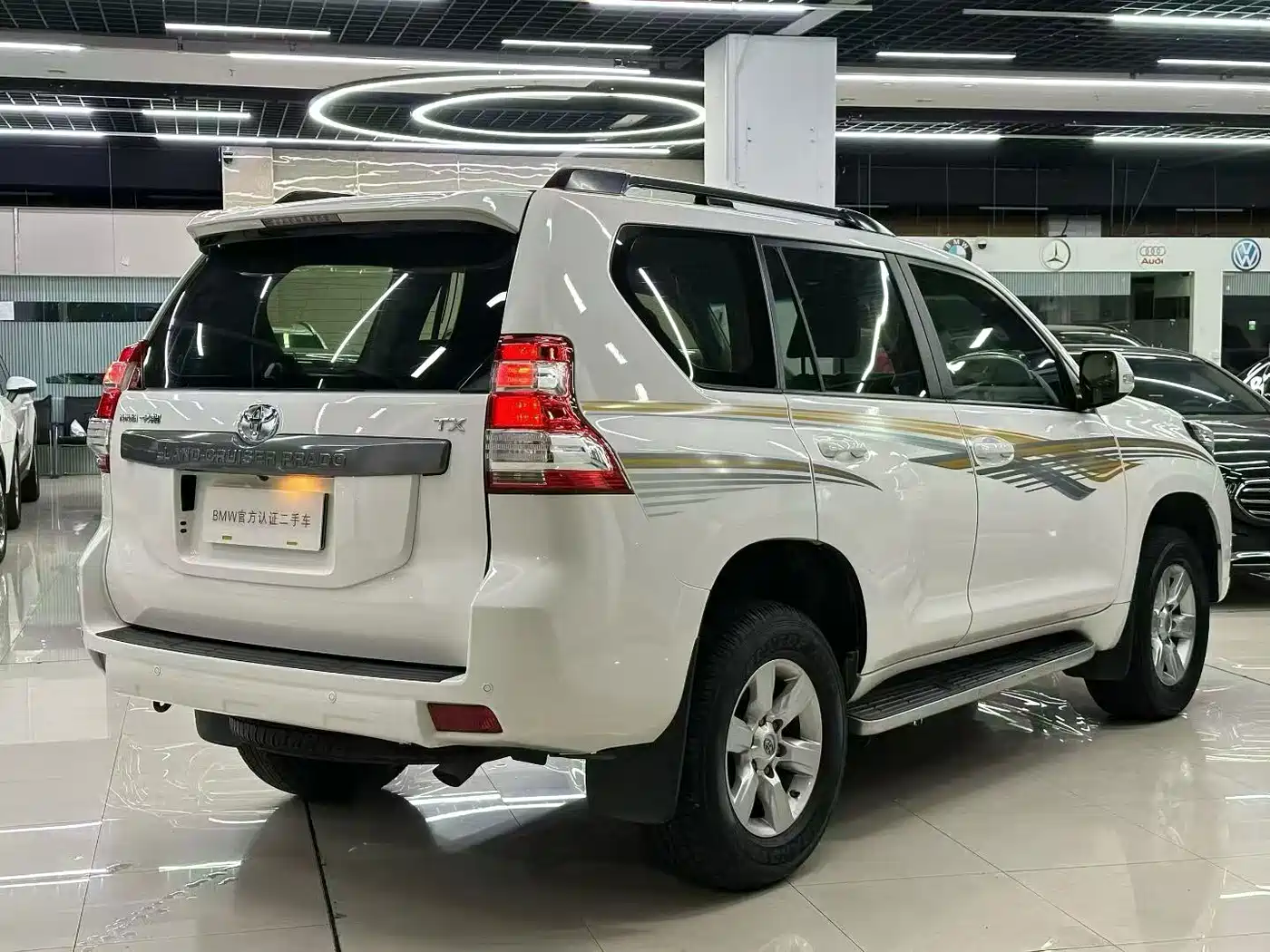 Toyota Prado 2014 4.0L Automatic TX-L фото 18