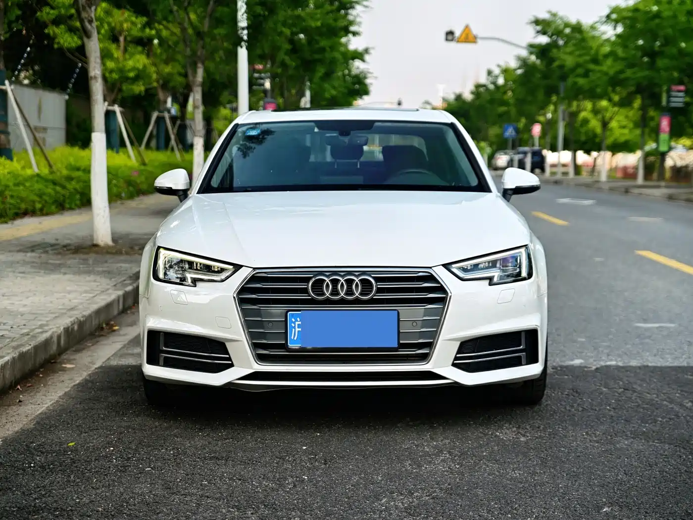 Audi A4L 2018 30th Anniversary 40 TFSI Fashion фото 3