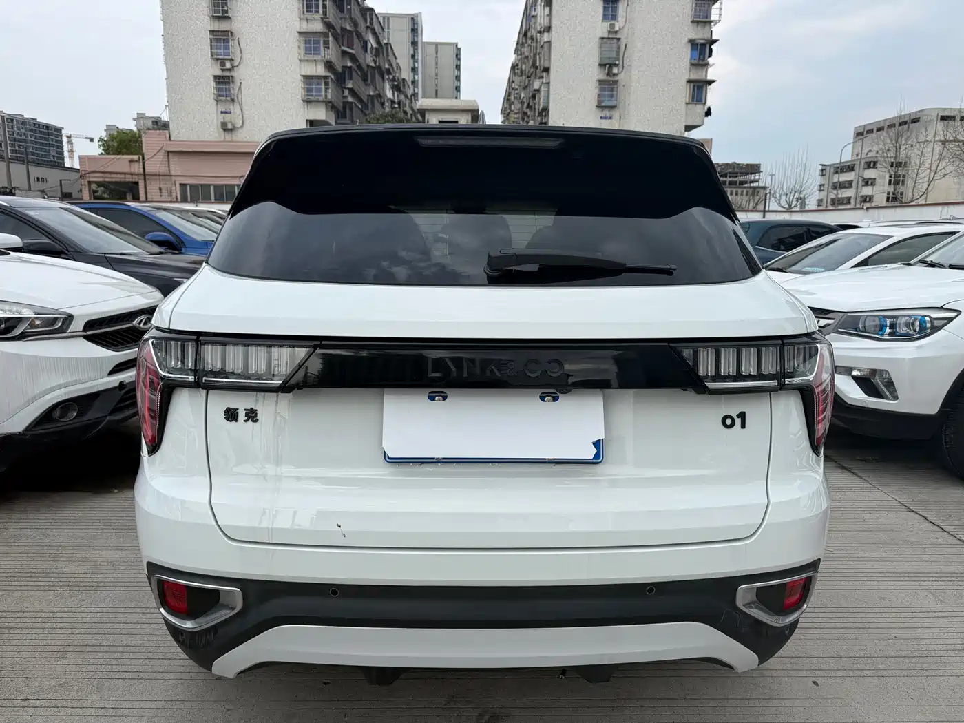 Lynk & Co 01 2017 2.0T 2WD Pro Version фото 9