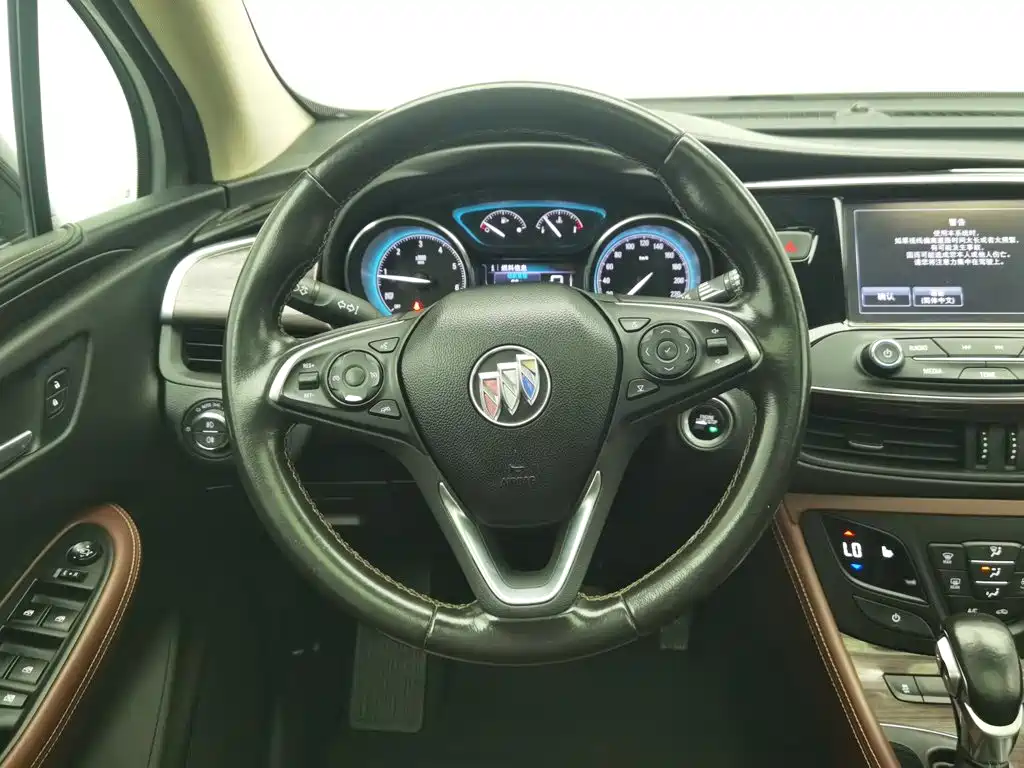 Фото 11 - Buick Envision Plus