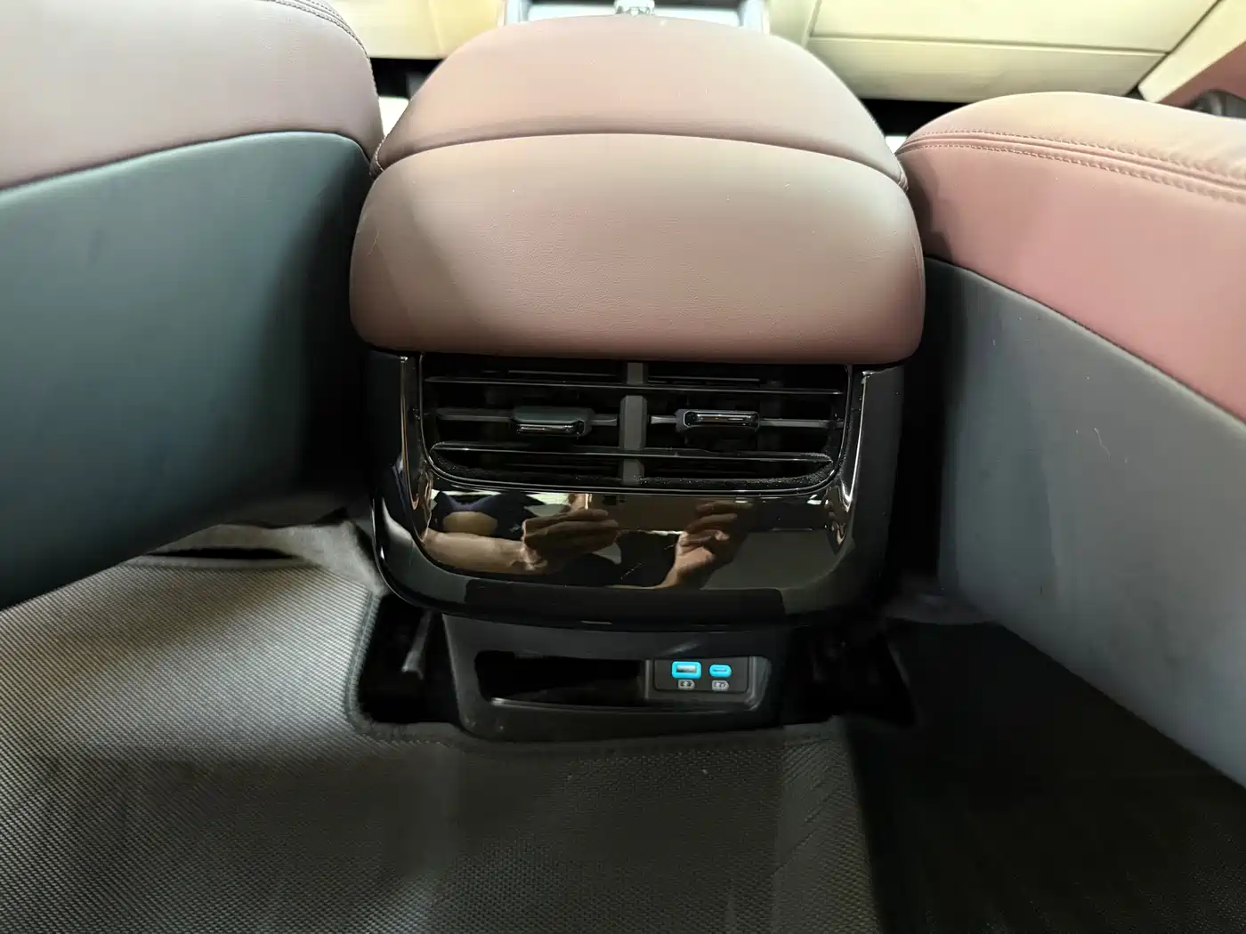 BYD Seal 2023 DM-i 1.5T 121km Premium фото 16