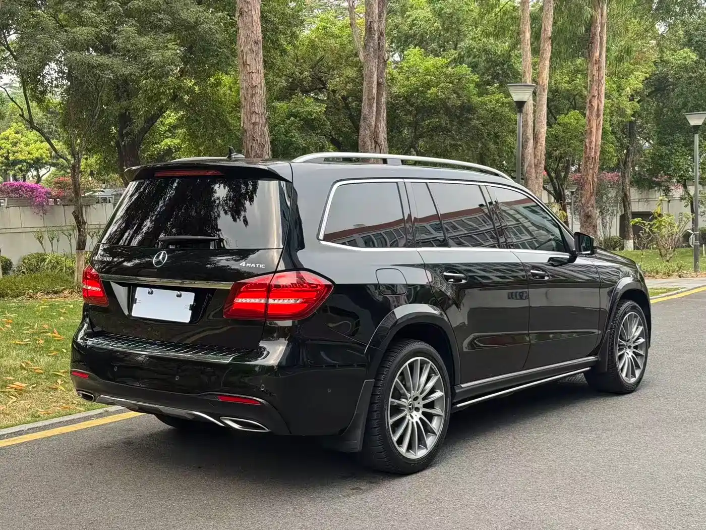 Mercedes-Benz GLS 2018 Facelift GLS 500 4MATIC фото 17