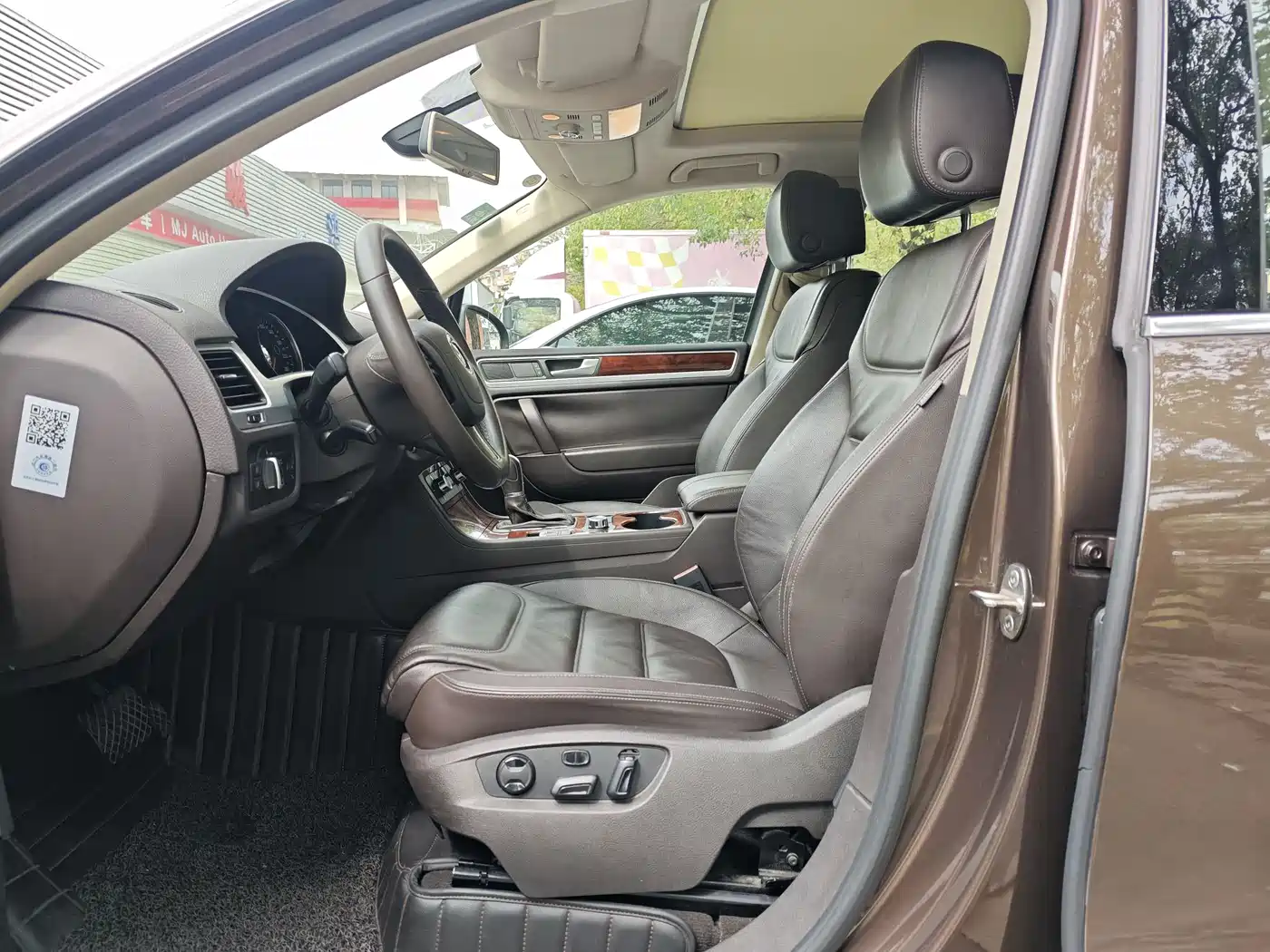 Volkswagen Touareg 2015 3.0TSI Standard Edition фото 5