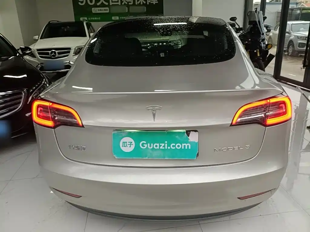 Tesla Model 3 2020 2020 Facelift Standard Range RWD Upgrade
