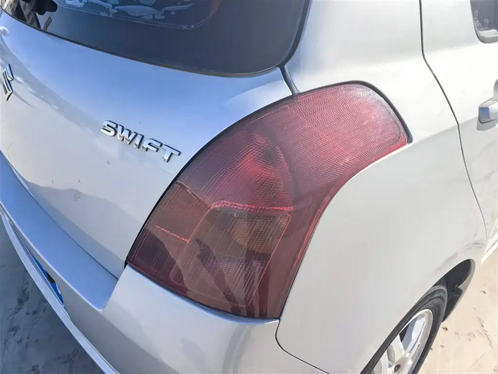 Suzuki Swift 2010 2009 1.3L Automatic Value Edition