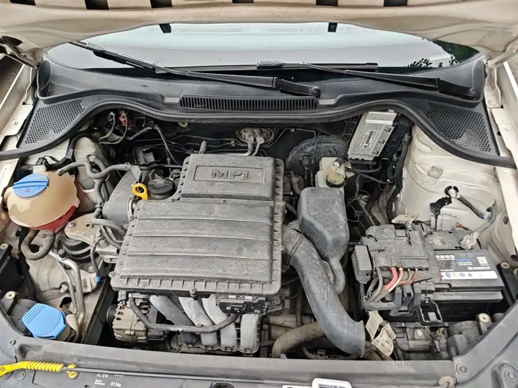 Volkswagen Polo 2016 1.4L Manual Trend фото 19