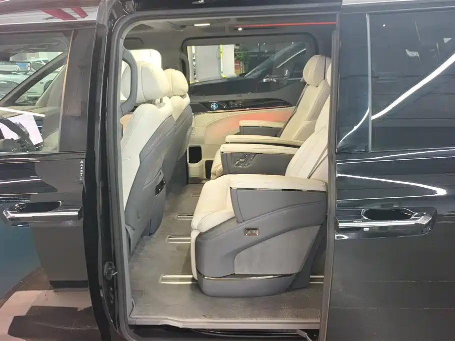 ZEEKR EXTREME KRYPTON 009