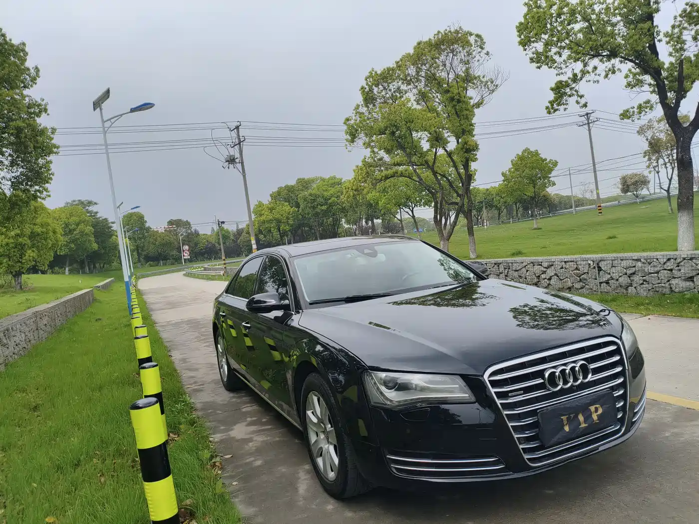 Audi A8 2011 A8L 3.0 TFSI quattro Comfort (245kW) фото 3