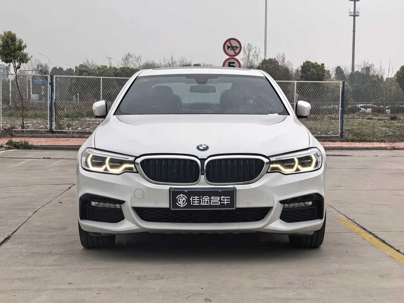BMW 5 Series 2018 Facelift 530Li Exclusive M Sport Package фото 2
