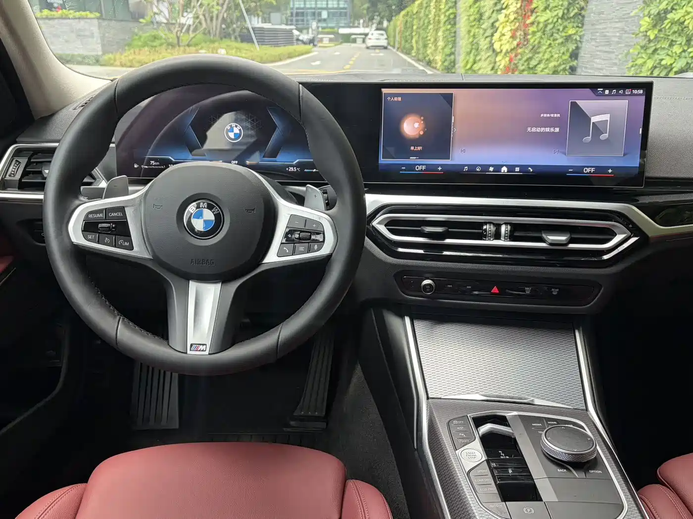 BMW 3 Series 2024 325Li M Sport Shadowline Package фото 13