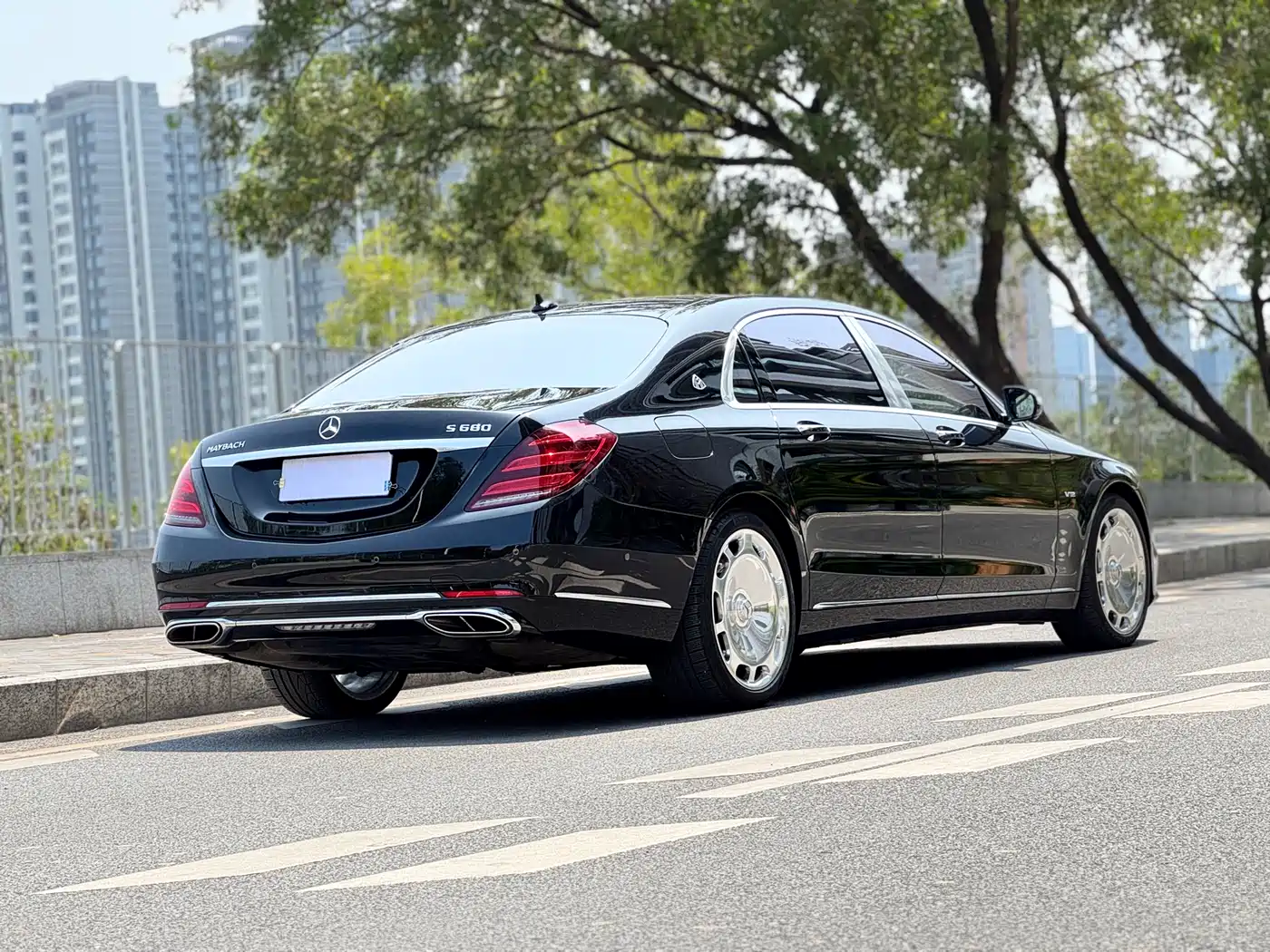 Mercedes-Benz Maybach S-Class 2018 Model S 680 фото 3