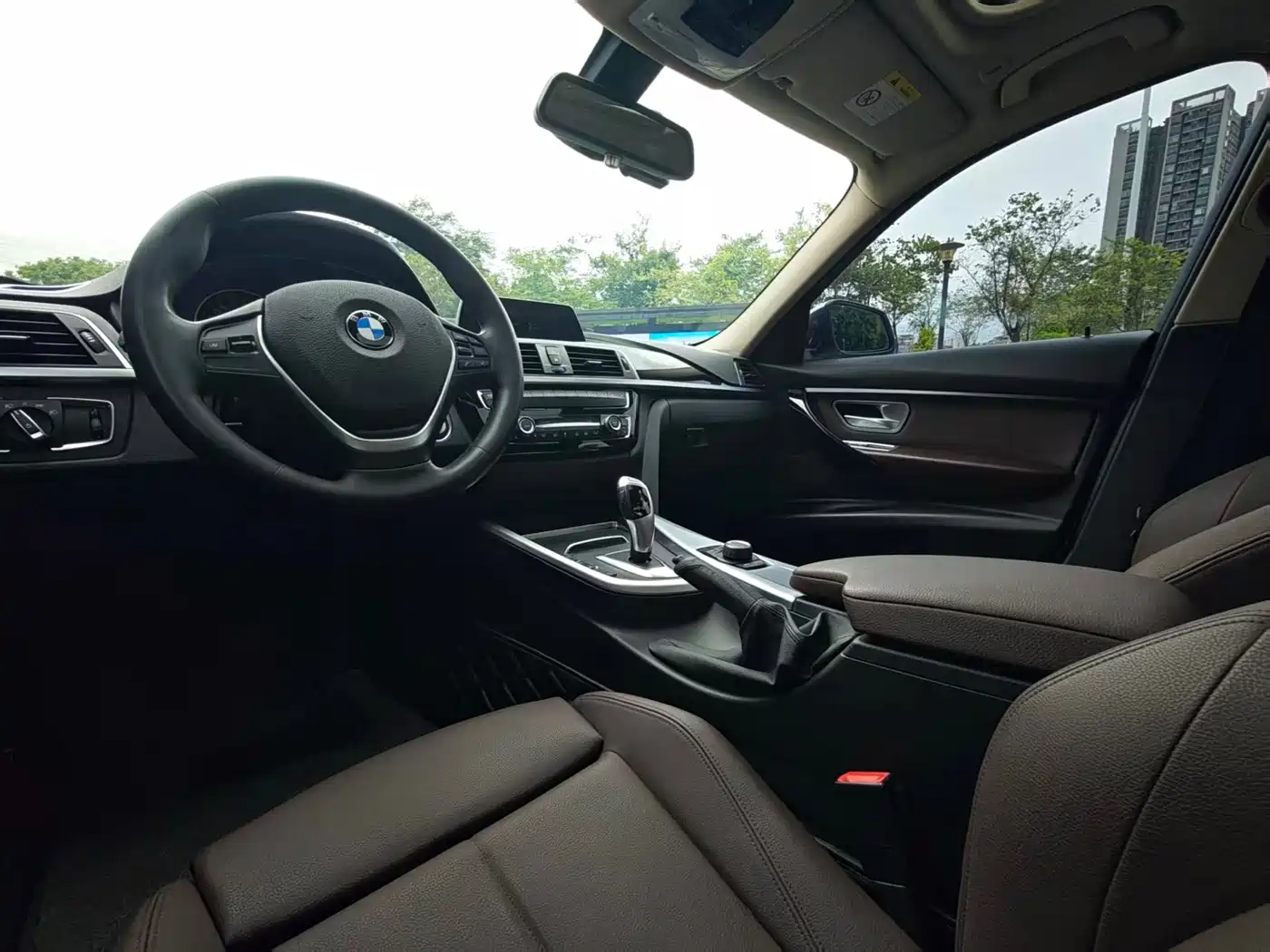 Фото 13 - BMW 3 Series