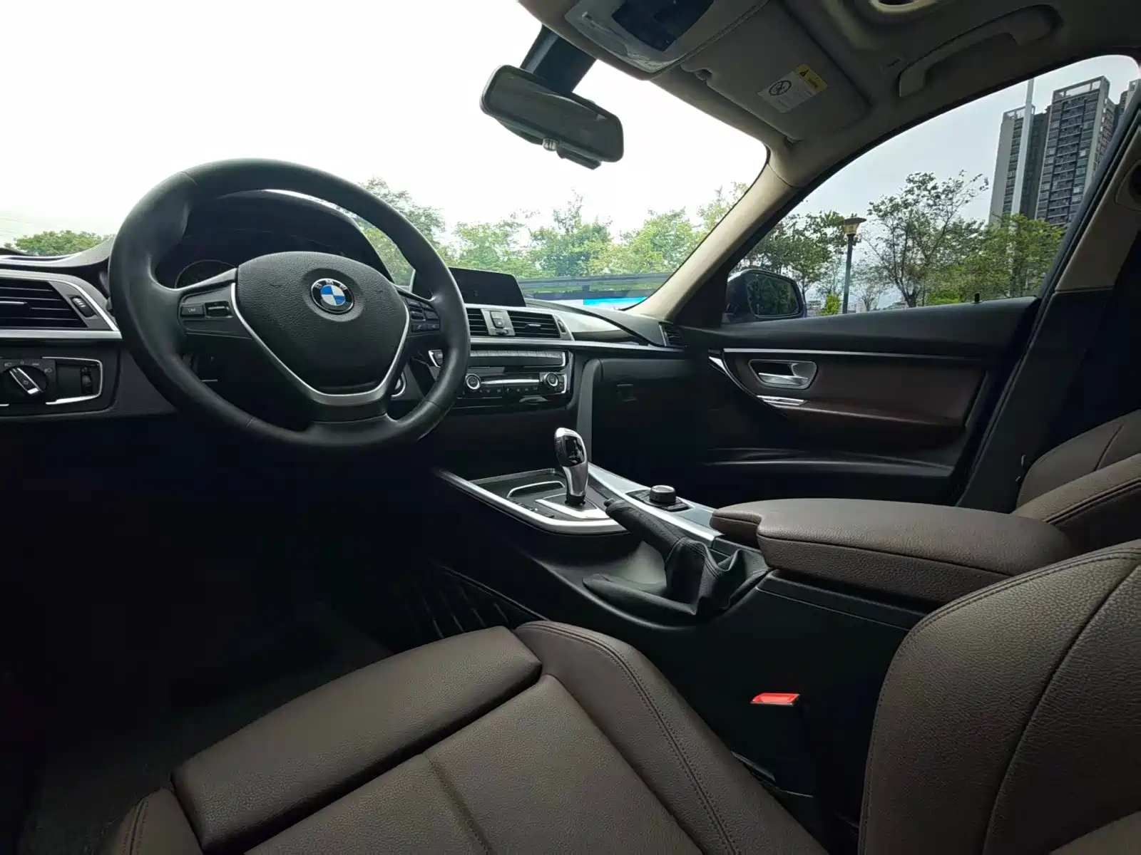 Фото 13 - BMW 3 Series