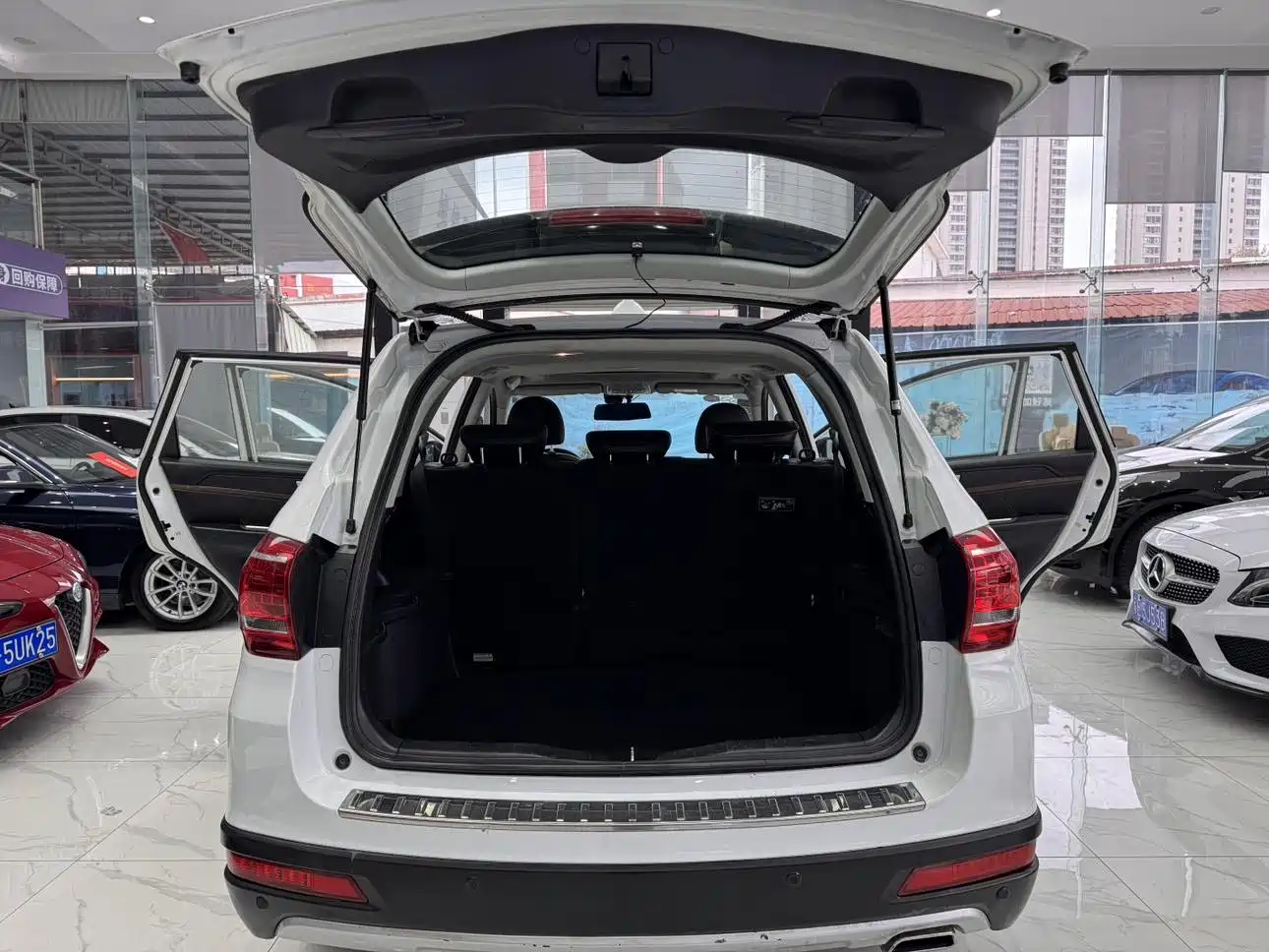 Photo 25 - Haval H6