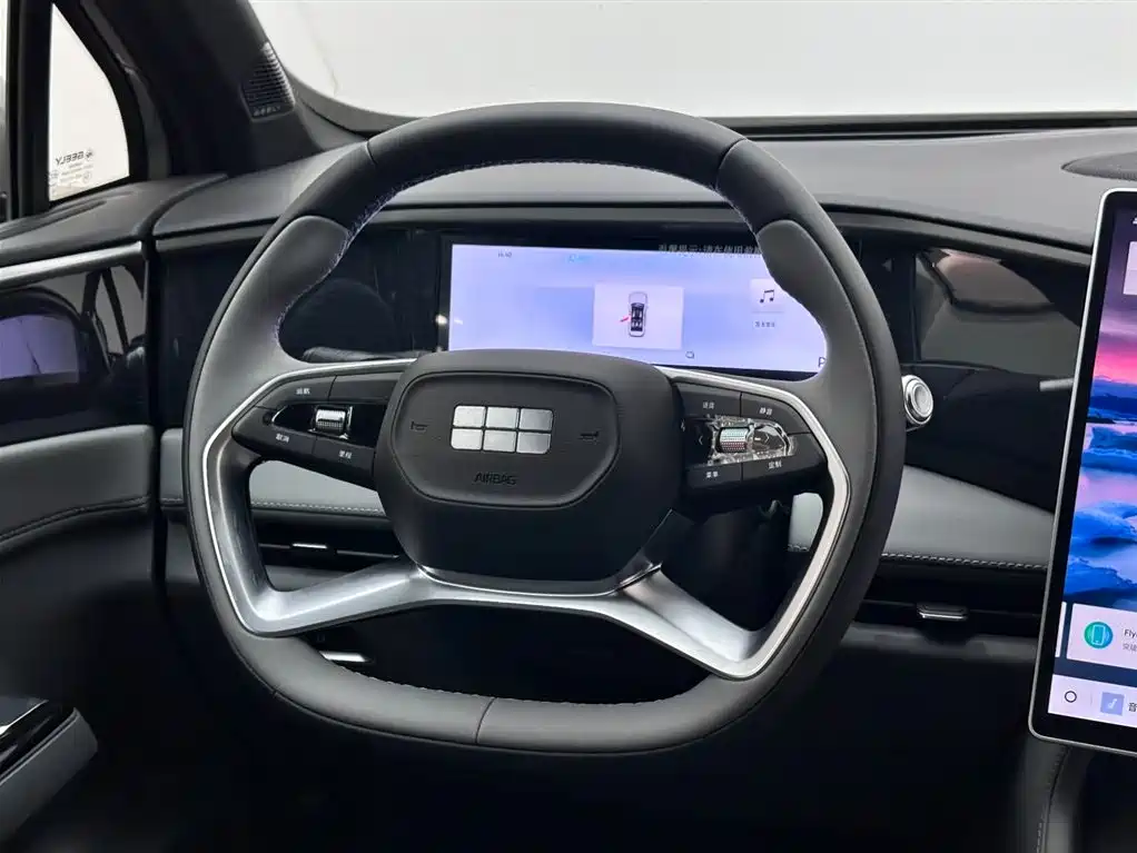 Geely Galaxy Galaxy L7 2025 Model EM-i 115km Long Range Edition фото 12