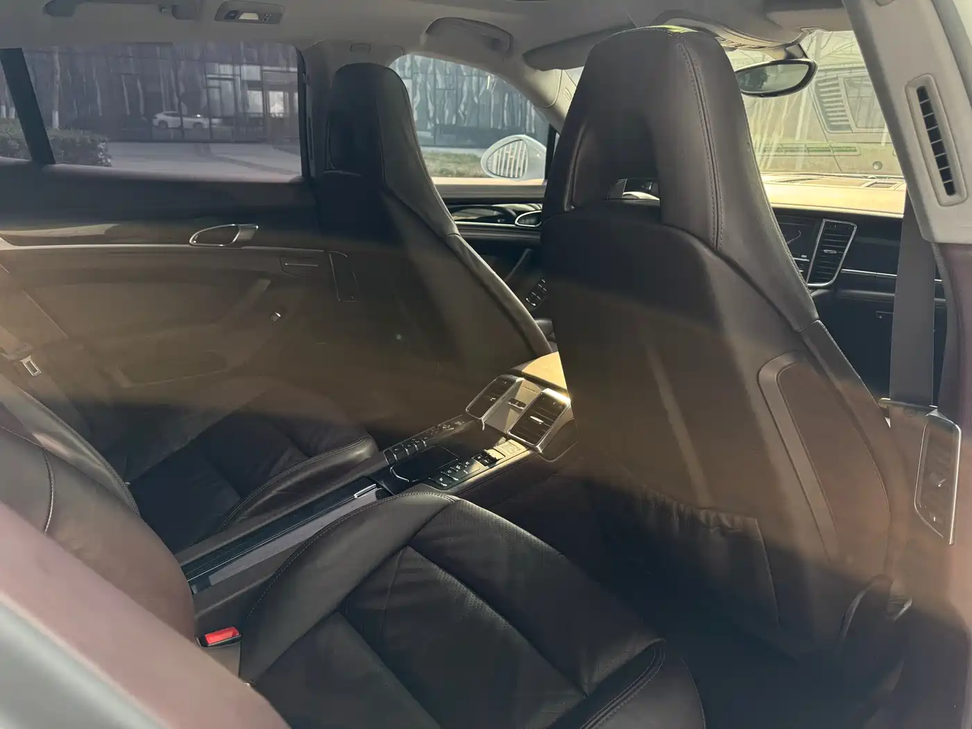 Porsche Panamera 2014 Panamera 3.0T фото 20