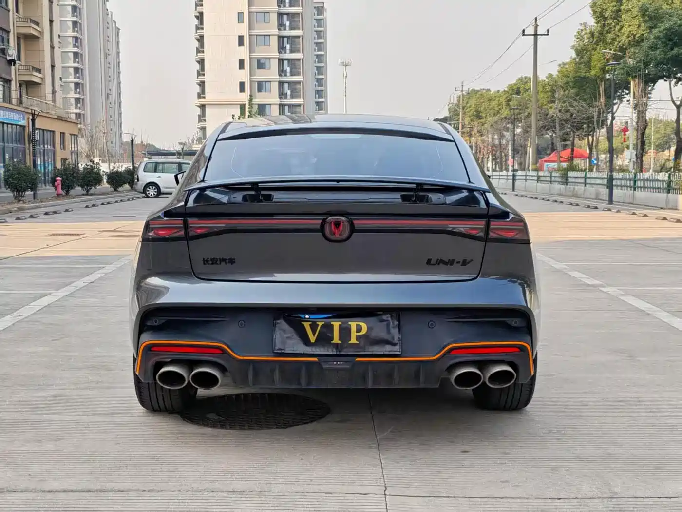 CHANGAN UNI-V