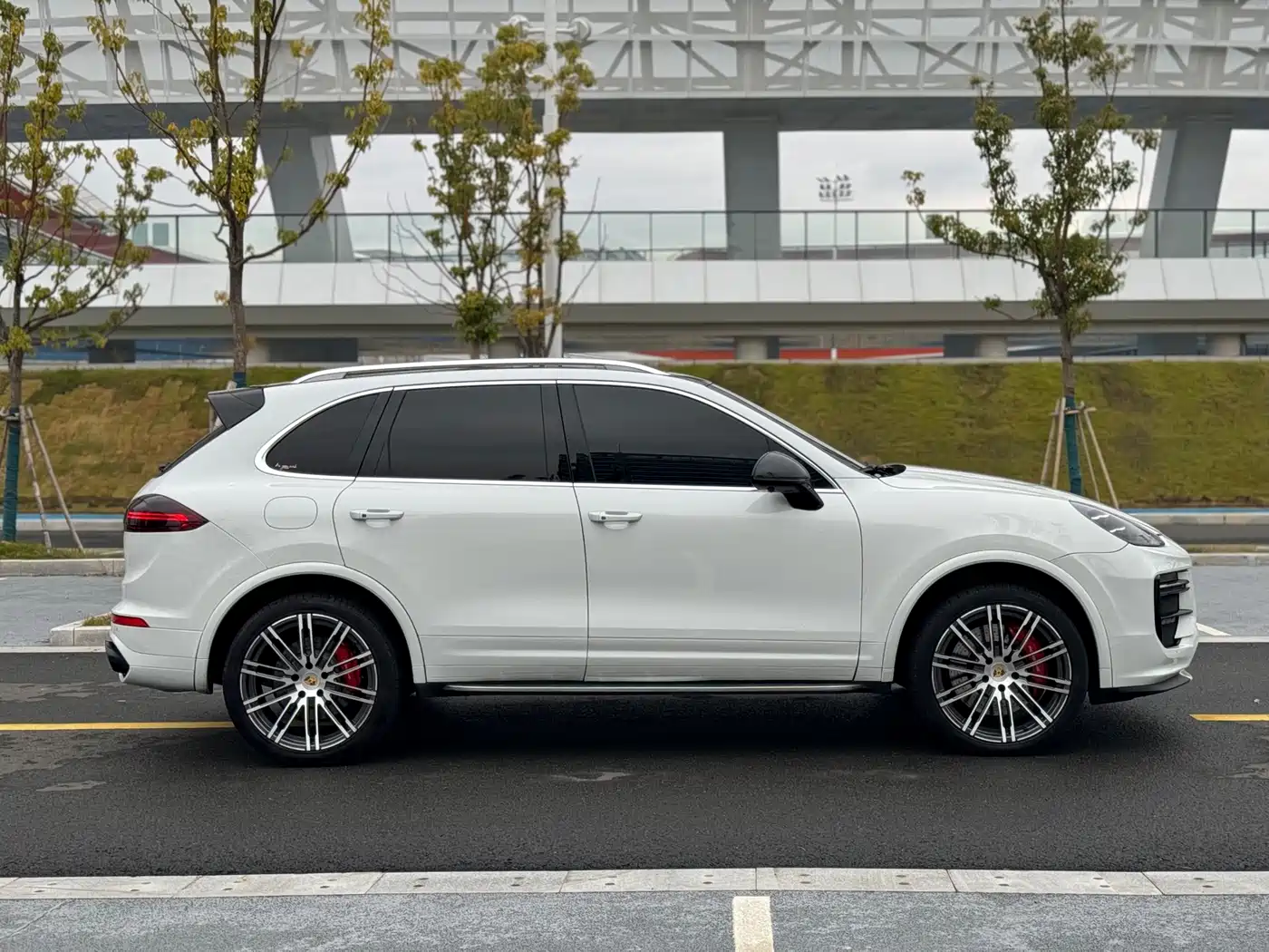 Porsche Cayenne 2015 Cayenne Turbo 4.8T фото 9