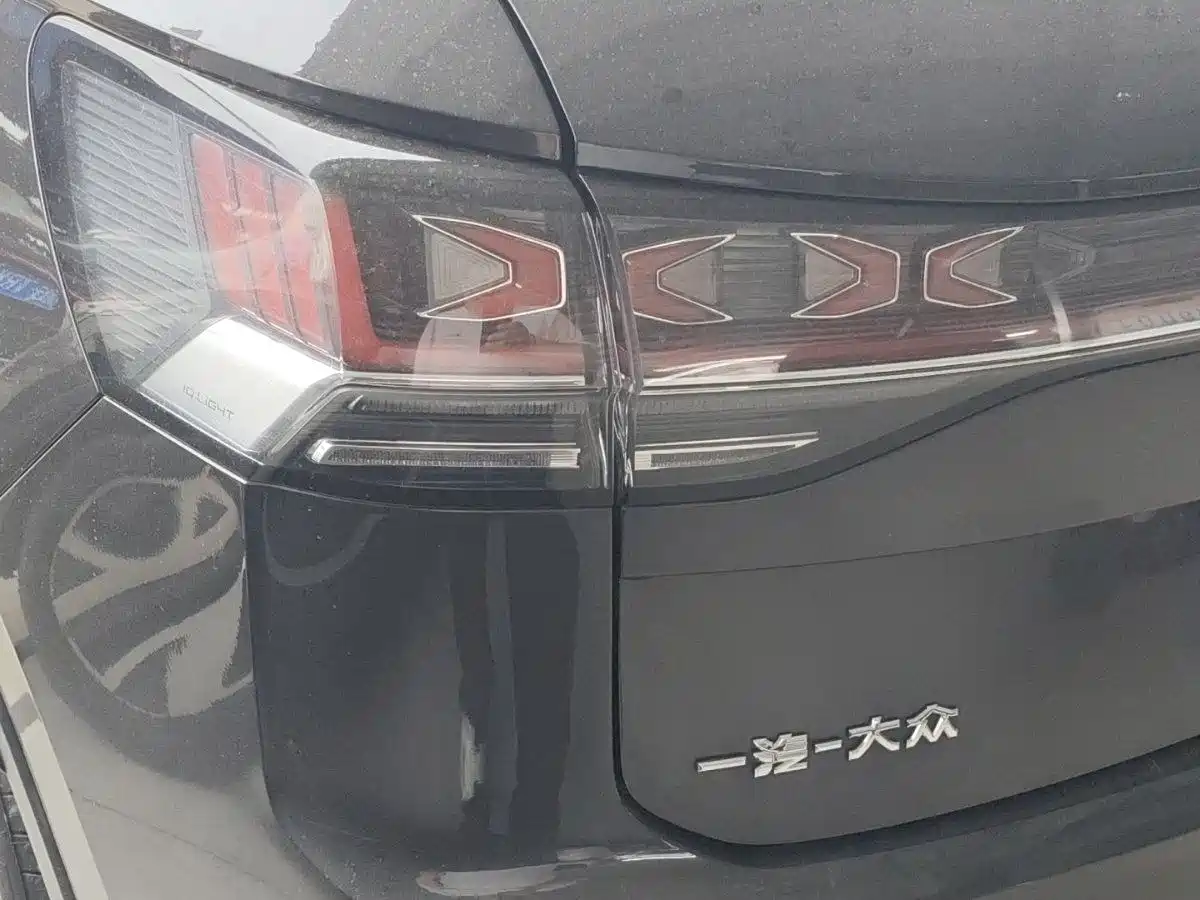 Volkswagen Tayron 2023 330TSI 2WD Luxury Plus Advanced Edition фото 5