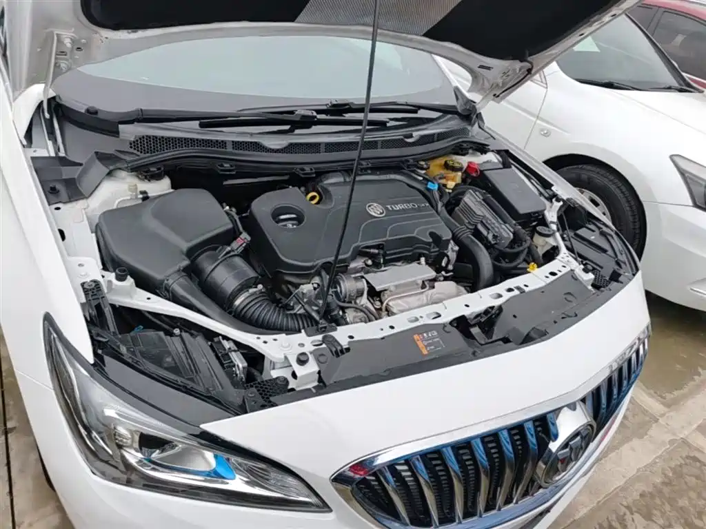 Buick Verano 2017 Sedan 20T DCT Elite фото 20