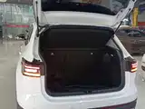 صورة 19 - Volkswagen Tharu
