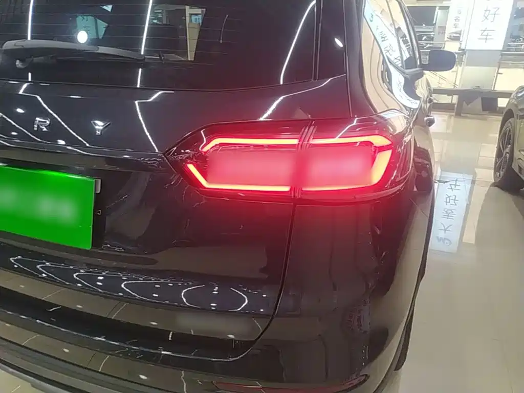 Фото 8 - Chery Tiggo 8