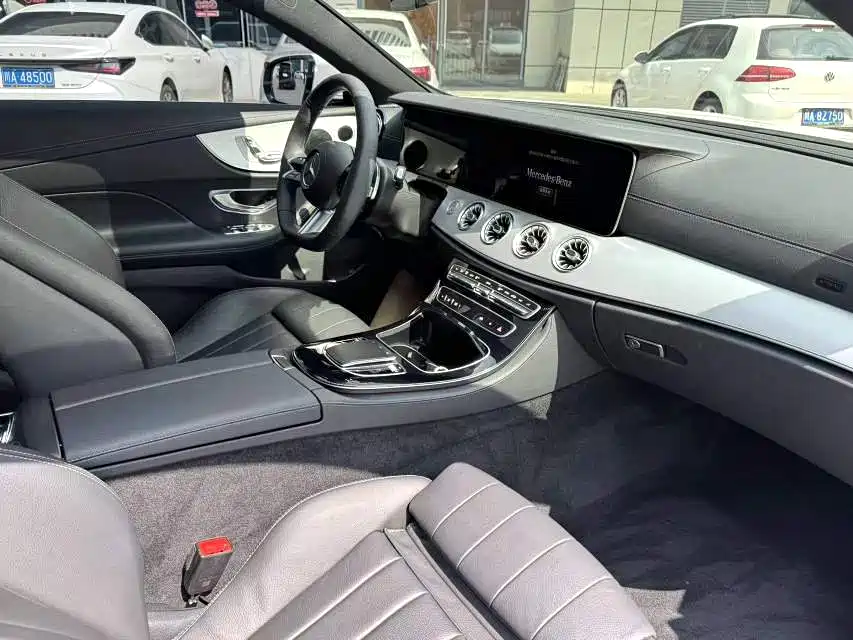 Mercedes-Benz E-Class (Import) 2023 E 260 Coupe фото 5