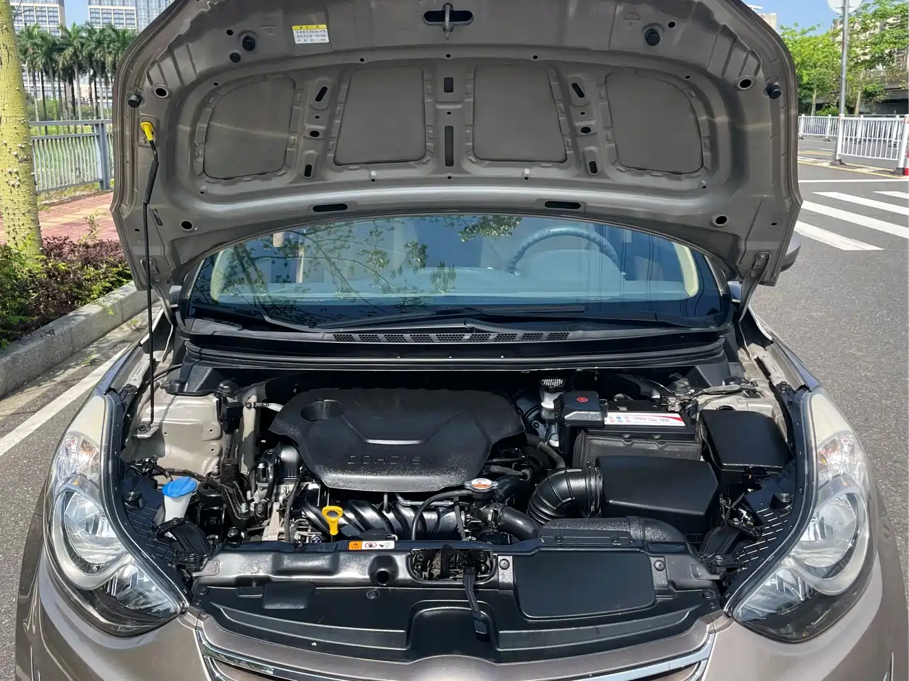 Hyundai Langdong 2012 1.6L Automatic Fashion фото 26