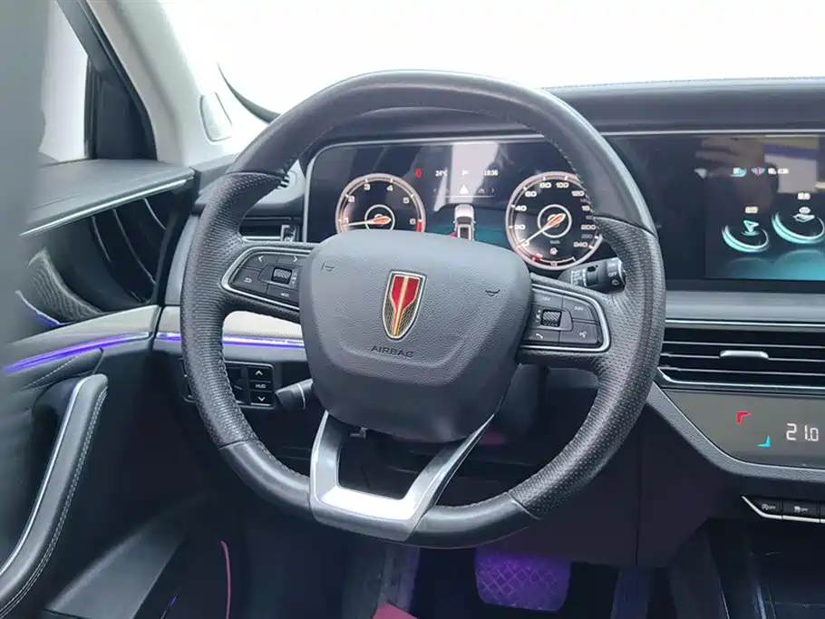 Hongqi HS5 2022 Facelift 2.0T Smart Flag Enjoyment Edition фото 15