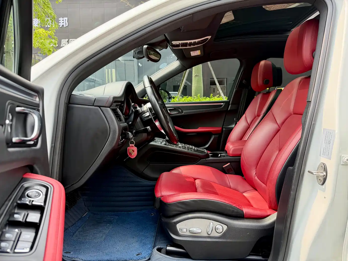 Porsche Macan 2017 Macan 2.0T фото 16