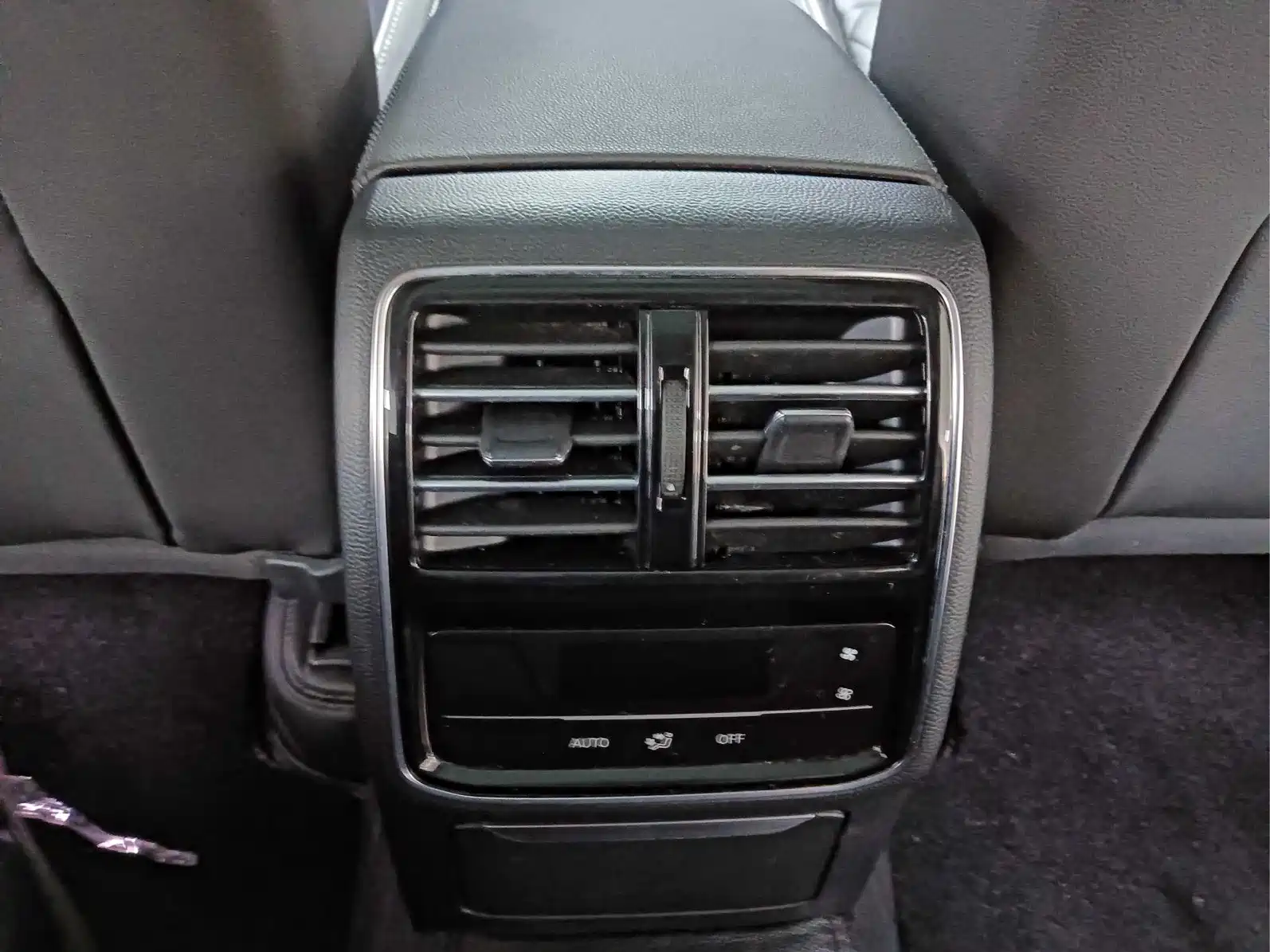 Фото 5 - Volkswagen Magotan GTE Plug-in Hybrid