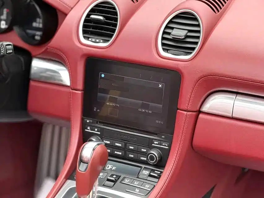 Porsche 718 2022 Boxster 2.0T фото 5