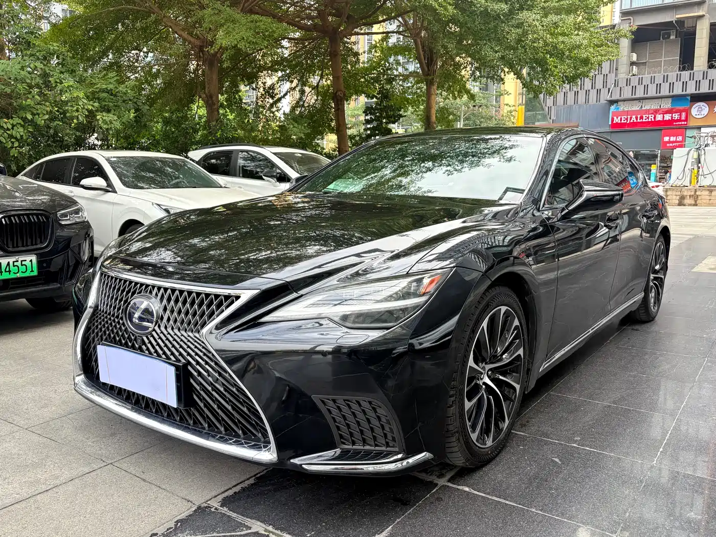 Lexus LS 2021 500h Executive Edition