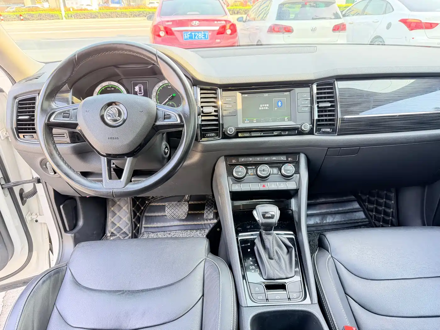 Škoda Kodiaq 2017 TSI330 7-seater 2WD Luxury Edition фото 11