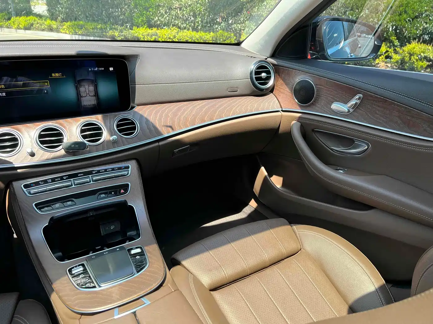 Mercedes-Benz E-Class 2023 E 260 L фото 20