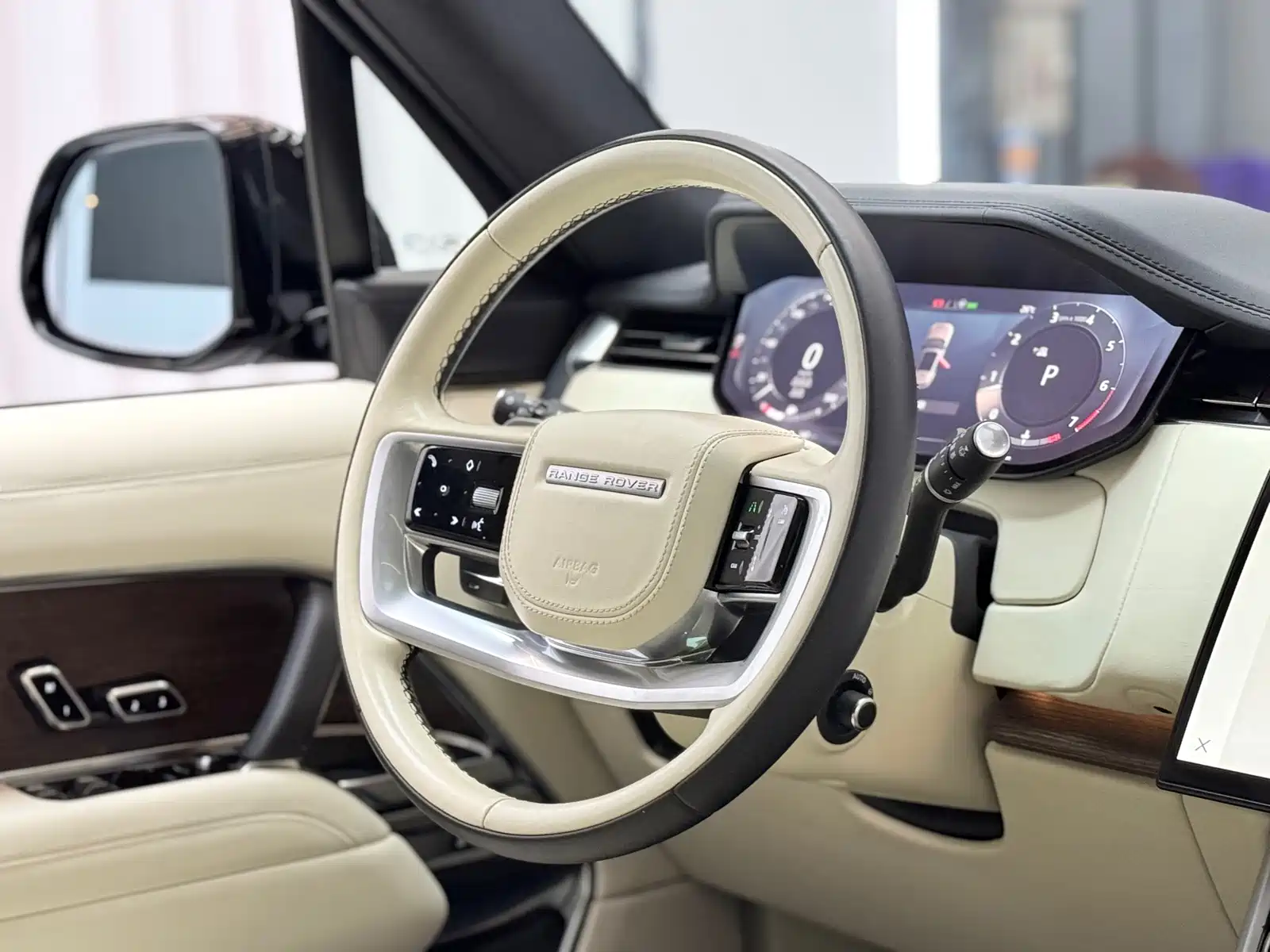 Фото 9 - Land Rover Range Rover