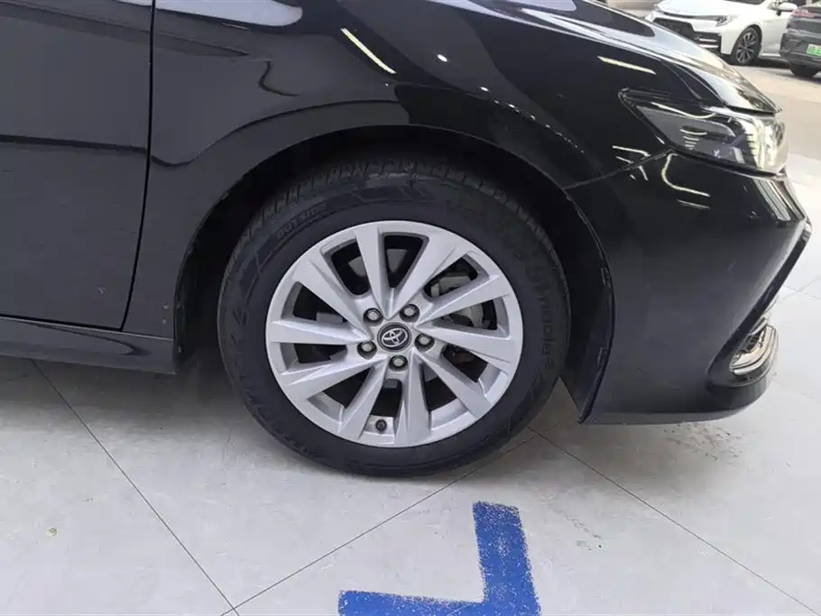 Toyota Camry 2021 2.0G Luxury Edition фото 6